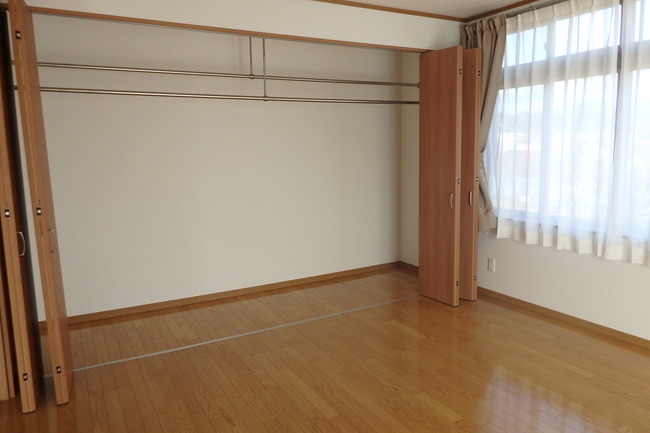 医師住宅　クローゼット